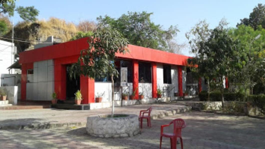 Vamoose Rupmati The Valley Hotel Māndu Buitenkant foto